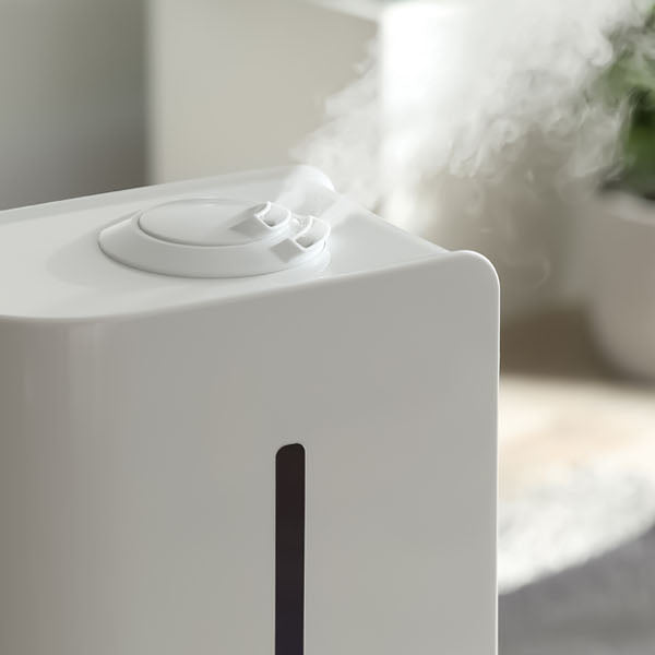 Expert Guide: How to Choose the Perfect Dehumidifier for Your Growing Operation - Green Thumb Depot