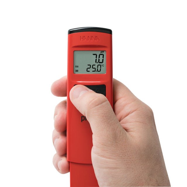 GroLine Waterproof Pocket pH Tester with 0.1 Resolution - pHep® - Green Thumb Depot