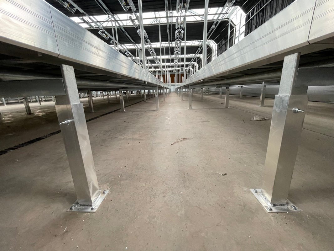 Hortitech 5' Wide Rolling Bench - Green Thumb Depot