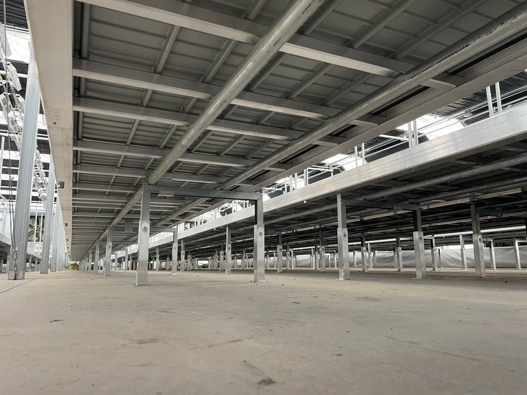 Hortitech 5' Wide Rolling Bench - Green Thumb Depot