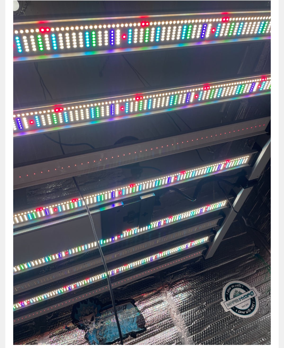 Mammoth Lighting Nova Sun Series 8 Bar 950W LED Grow Light — Green