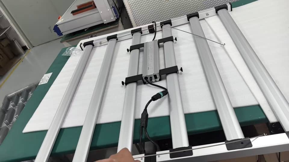 Mammoth Lighting Nova Sun Series UV Upgrade Kit – 2 UV Bars with 100W Driver (UVA + UVB) - Green Thumb Depot