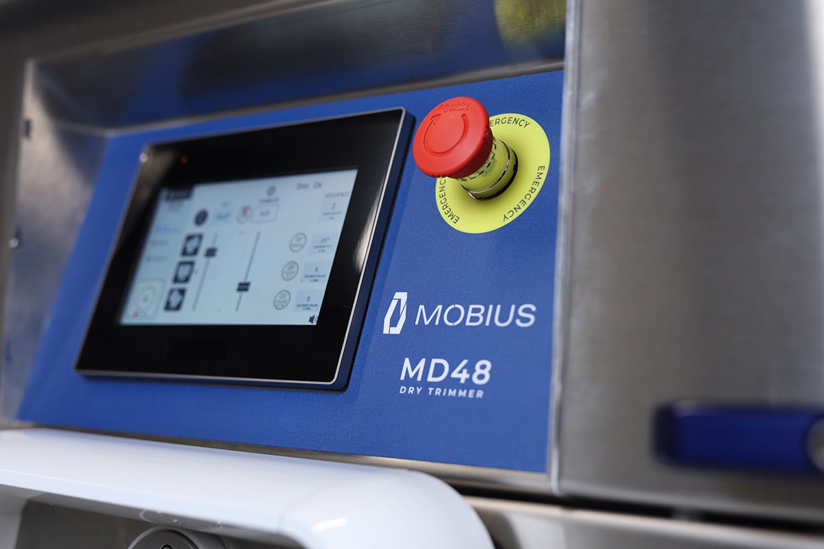Mobius MD48 Dry Trimming Machine - Green Thumb Depot