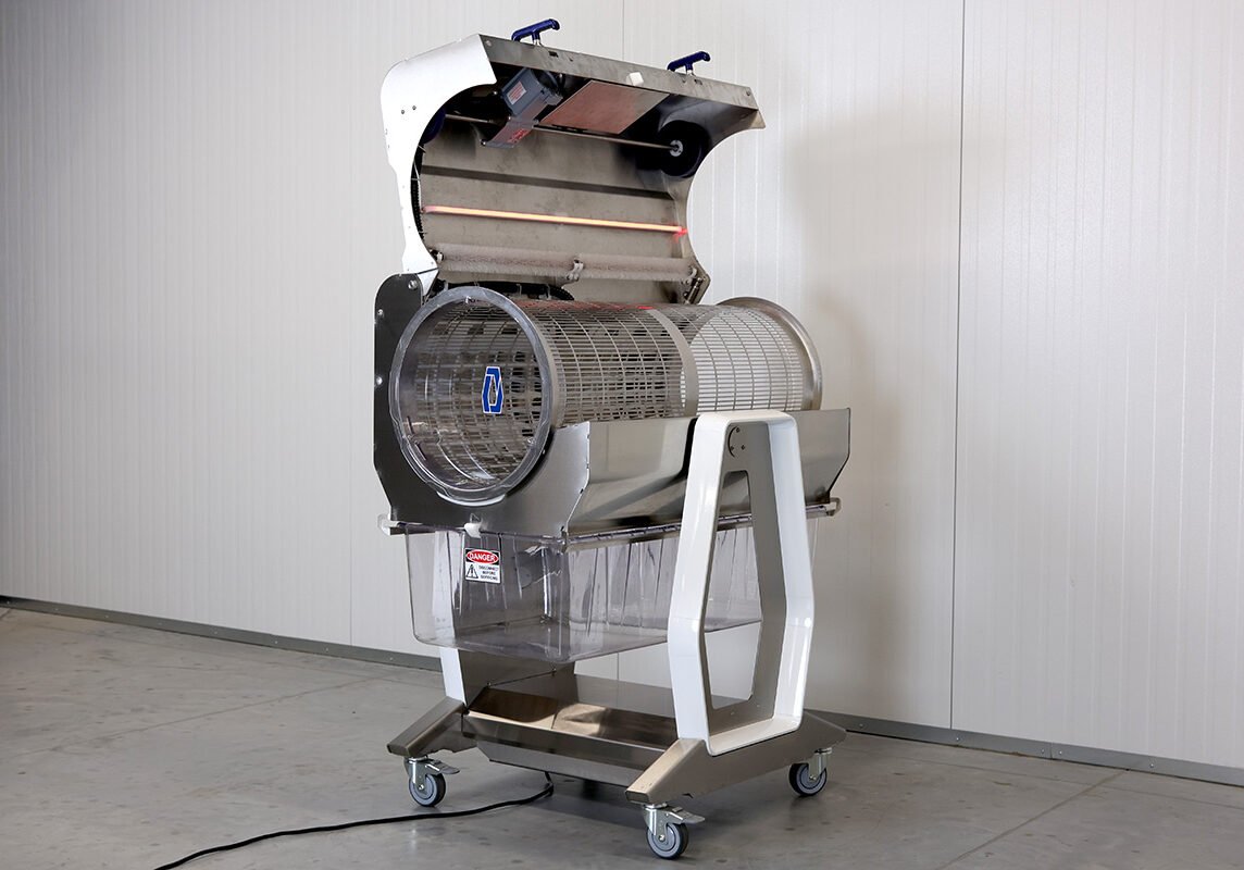 Mobius MD48 Dry Trimming Machine - Green Thumb Depot